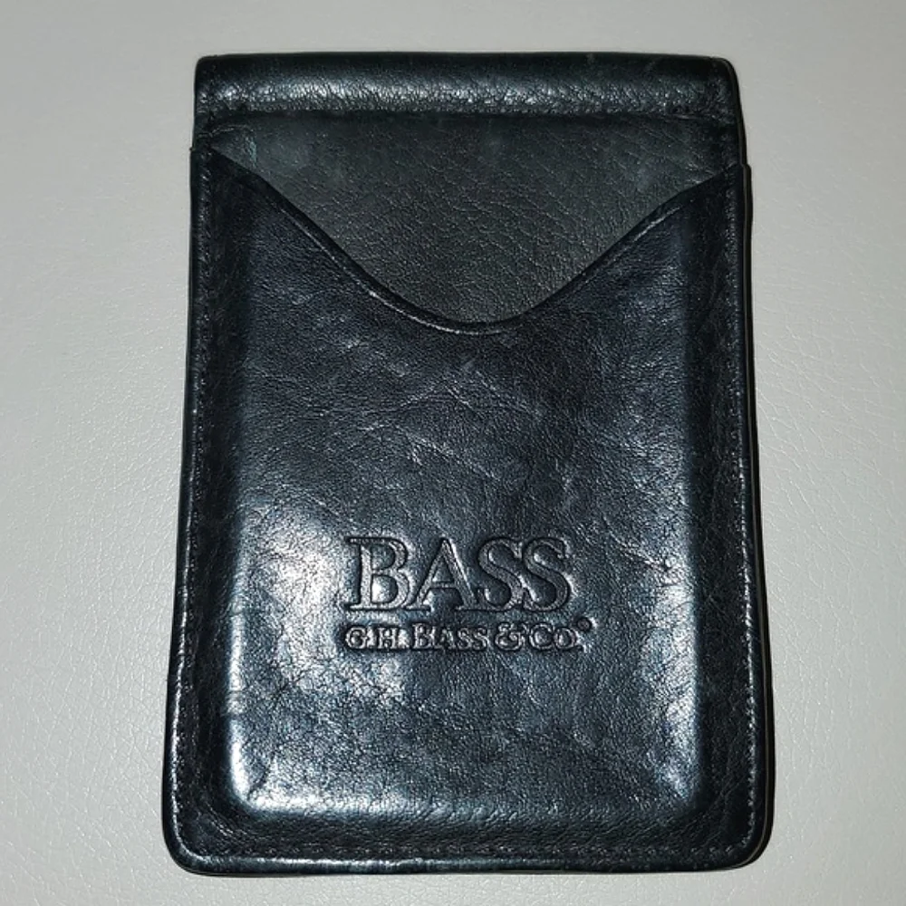 G.H. Bass & Co. Leather Card Holder Money Clip